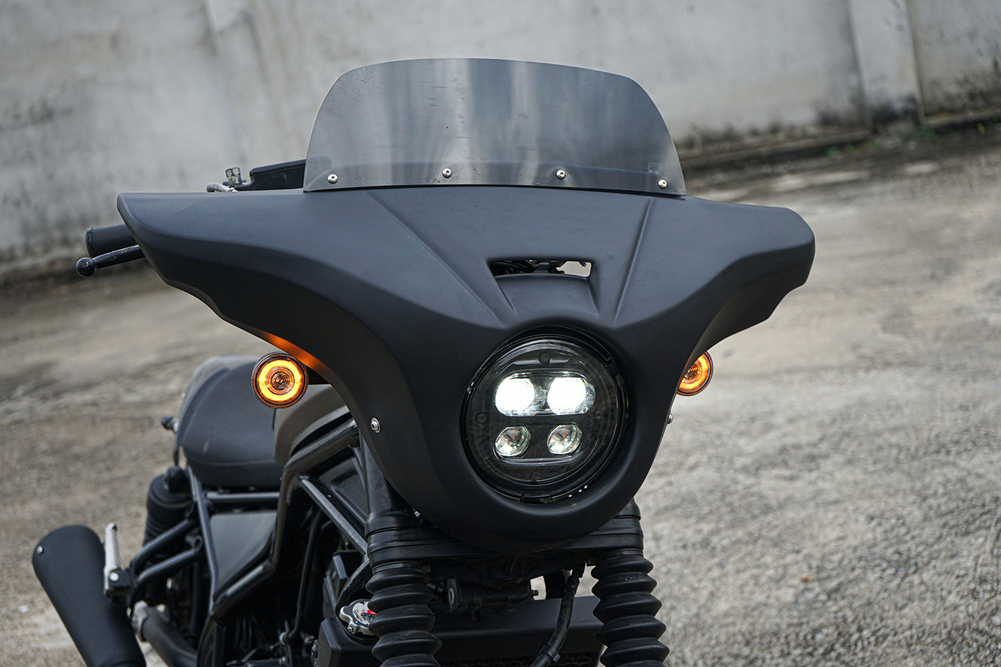 Front Batwing Fairing Windshield Matte Black Honda Rebel CMX 300-500 (2017-2025)