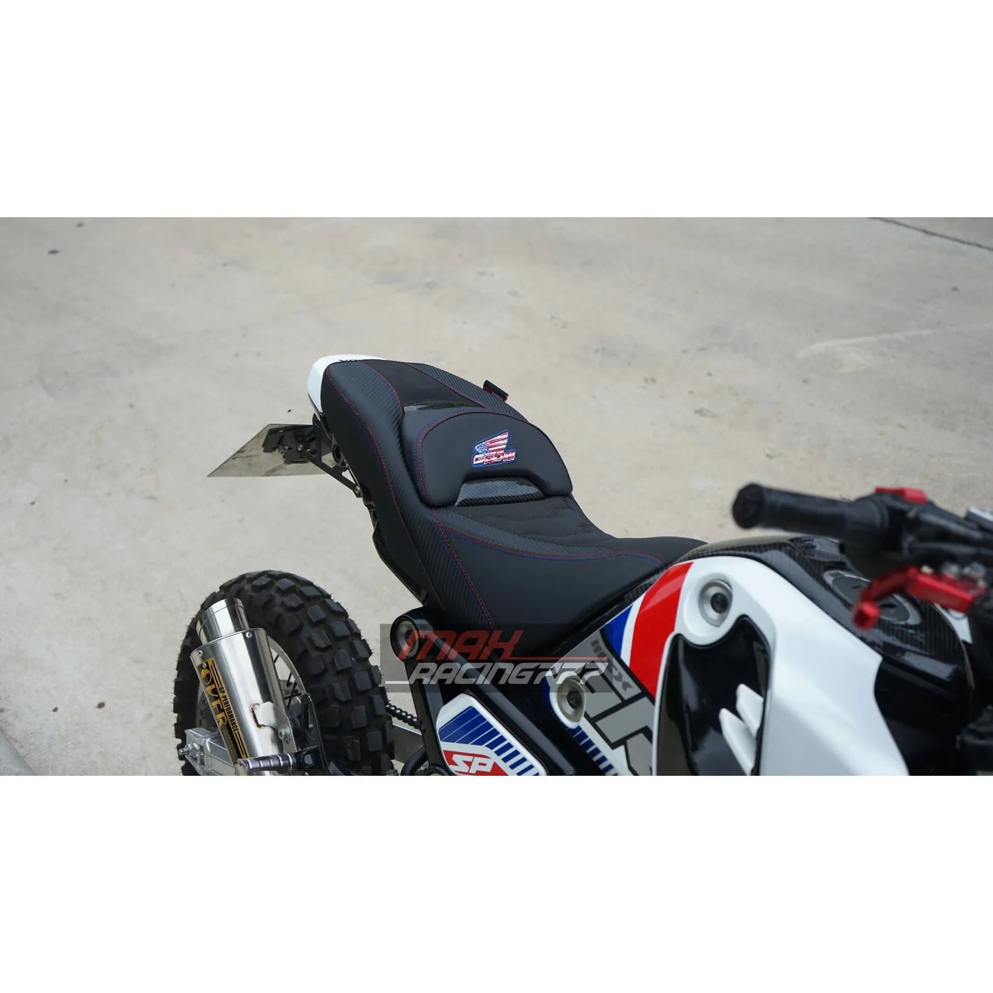 REPLACEMENT DUAL CARBON SEAT STITCH BLACK MAXNUS FIT FOR HONDA GROM125 2021-2025