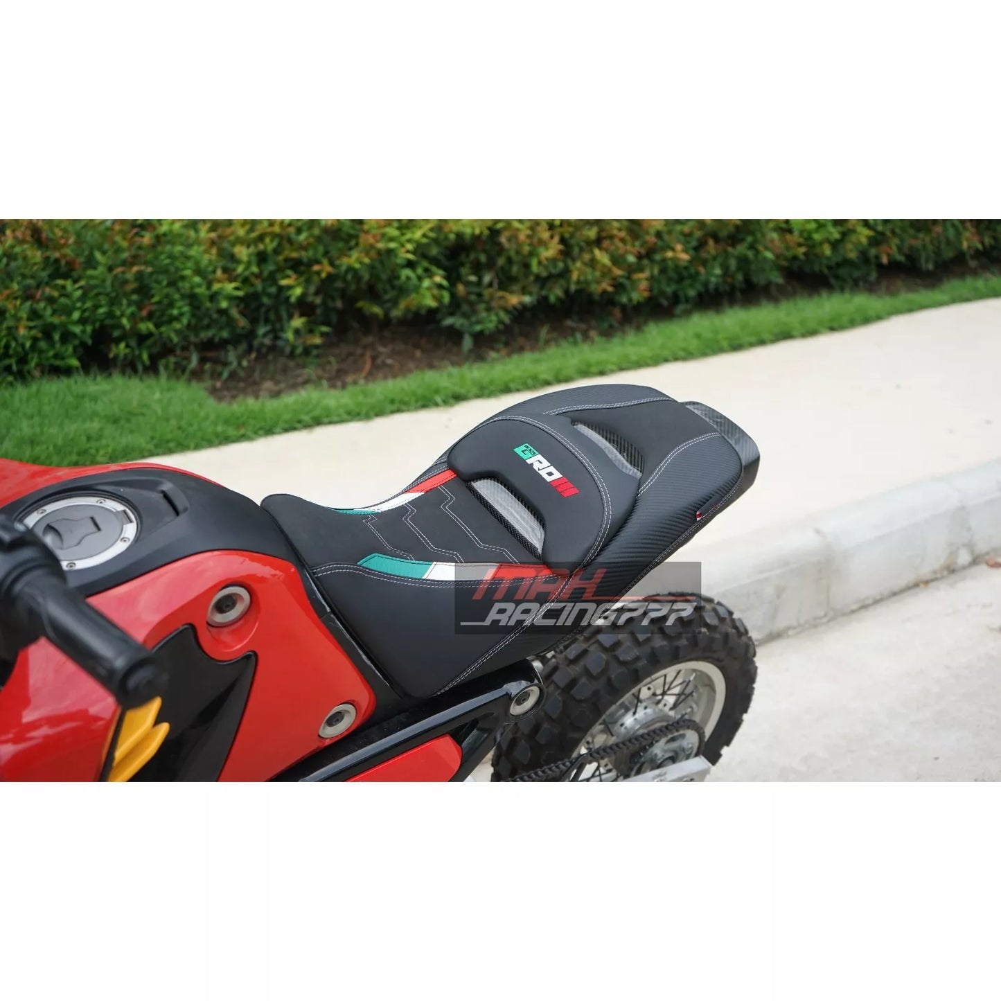 REPLACEMENT DUAL CARBON SEAT STITCH BLACK MAXNUS FIT FOR HONDA GROM125 2021-2025