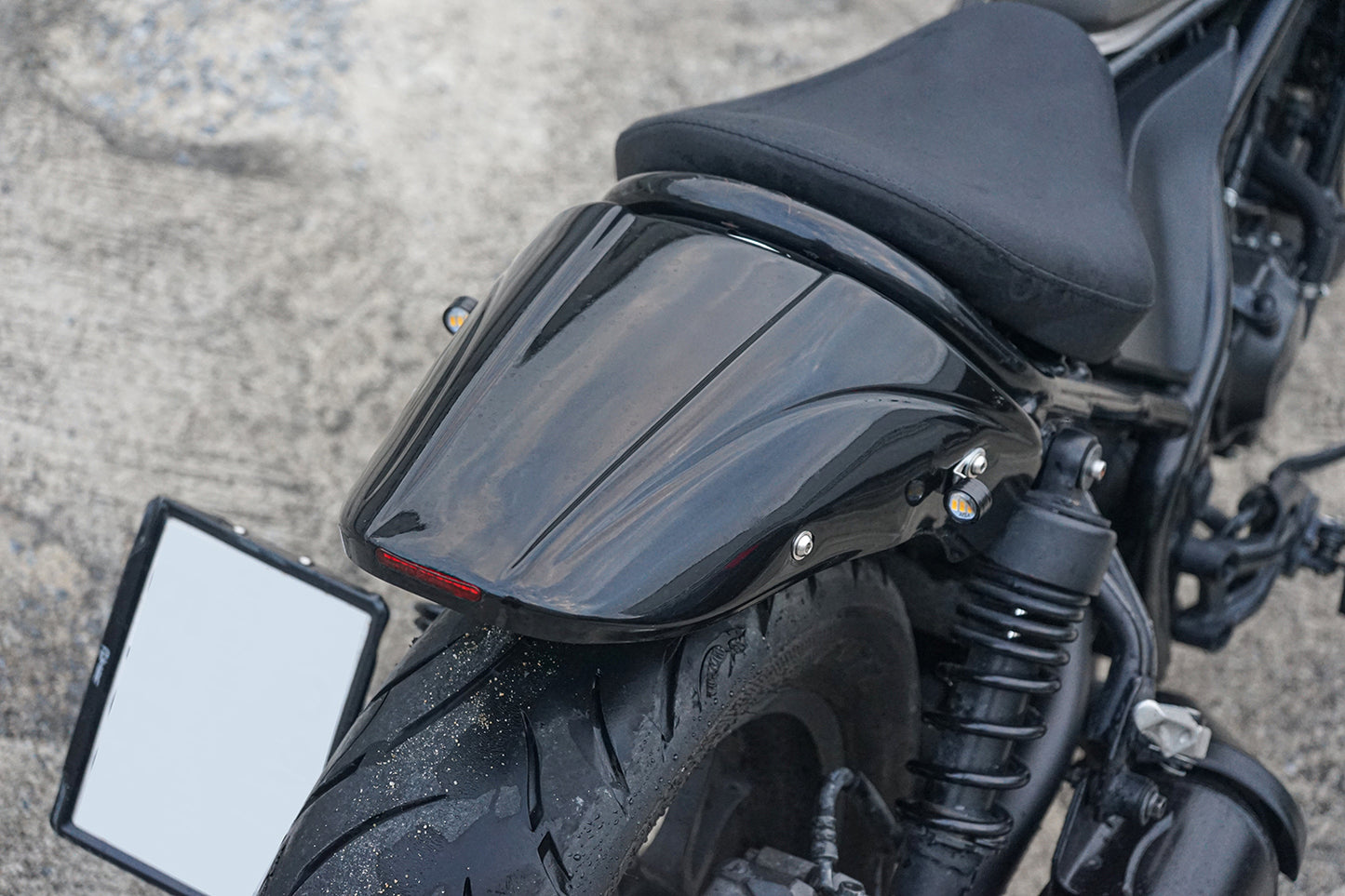 REAR FENDER FAIRING MUD GUARD LED BLACK V.2 FOR HONDA REBEL CMX 300&500 2017-2025