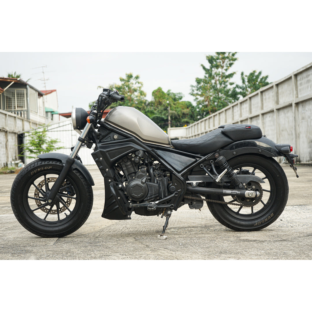 Side Cover Of The Engine Under Fairing & Crash Bar HONDA CMX REBEL 500 2017-2025