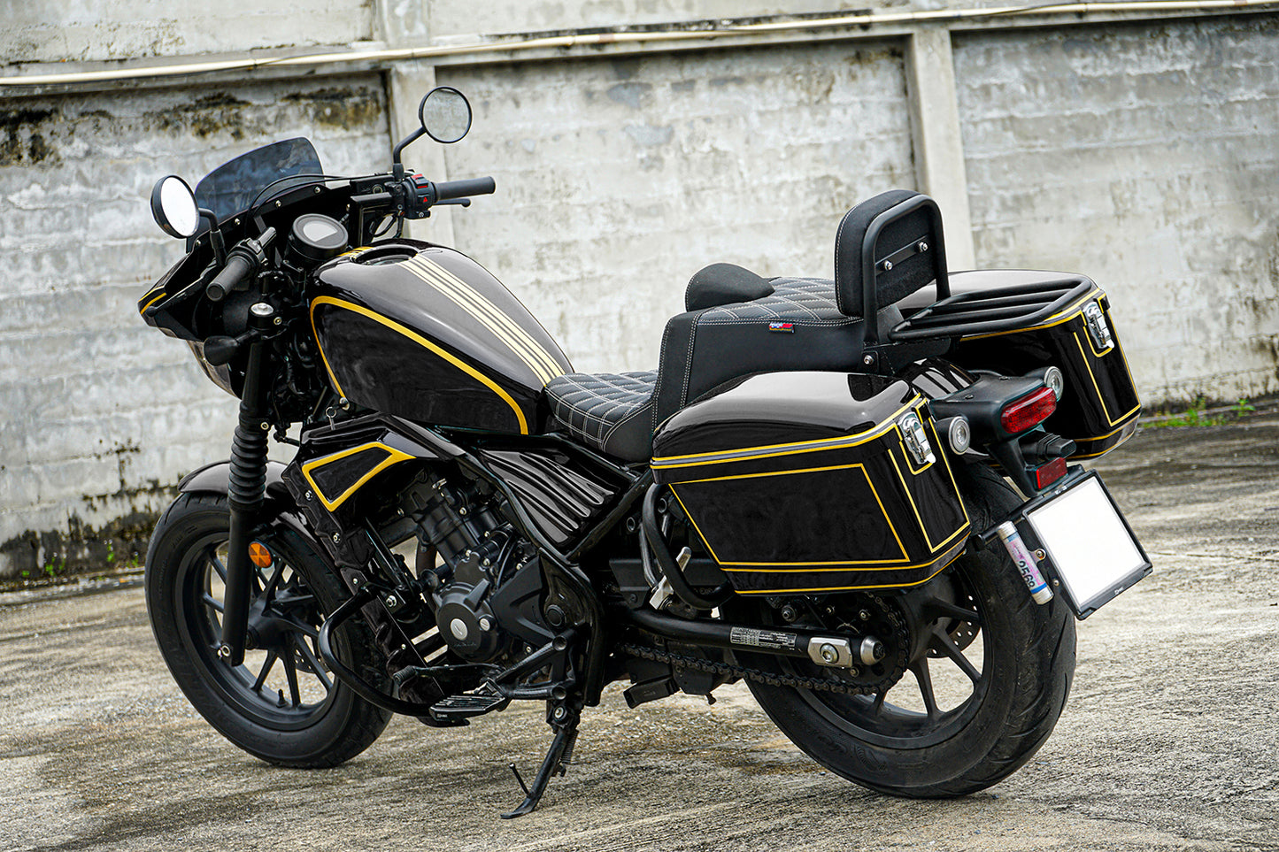 FULL SET OF 8 PIECES BLACK FIT FOR HONDA REBEL CMX 300 2017-2024